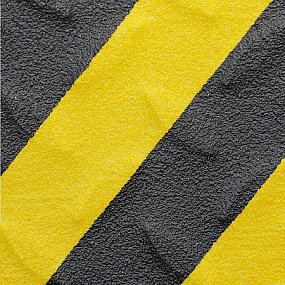 Формуемая противоскользящая лента жёлто-чёрная (для неровных поверхностей, алюминиевая подложка) 50мм*18,3м